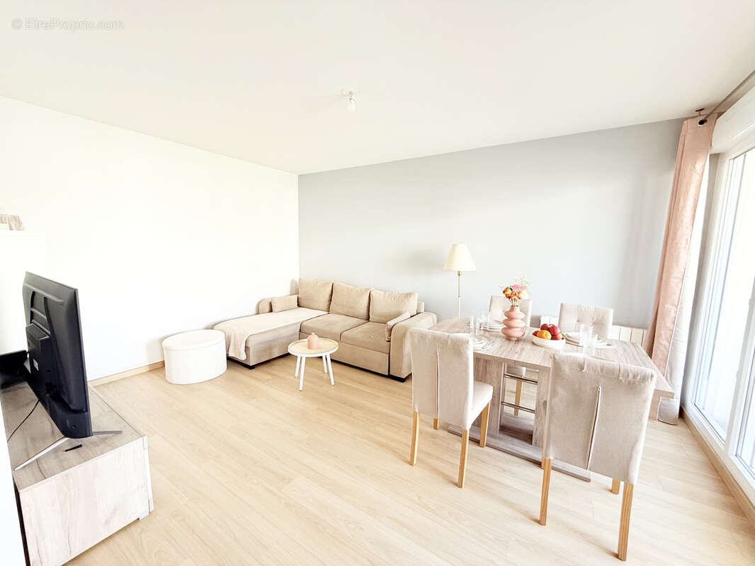 Appartement à SAINT-LAURENT-DE-MURE
