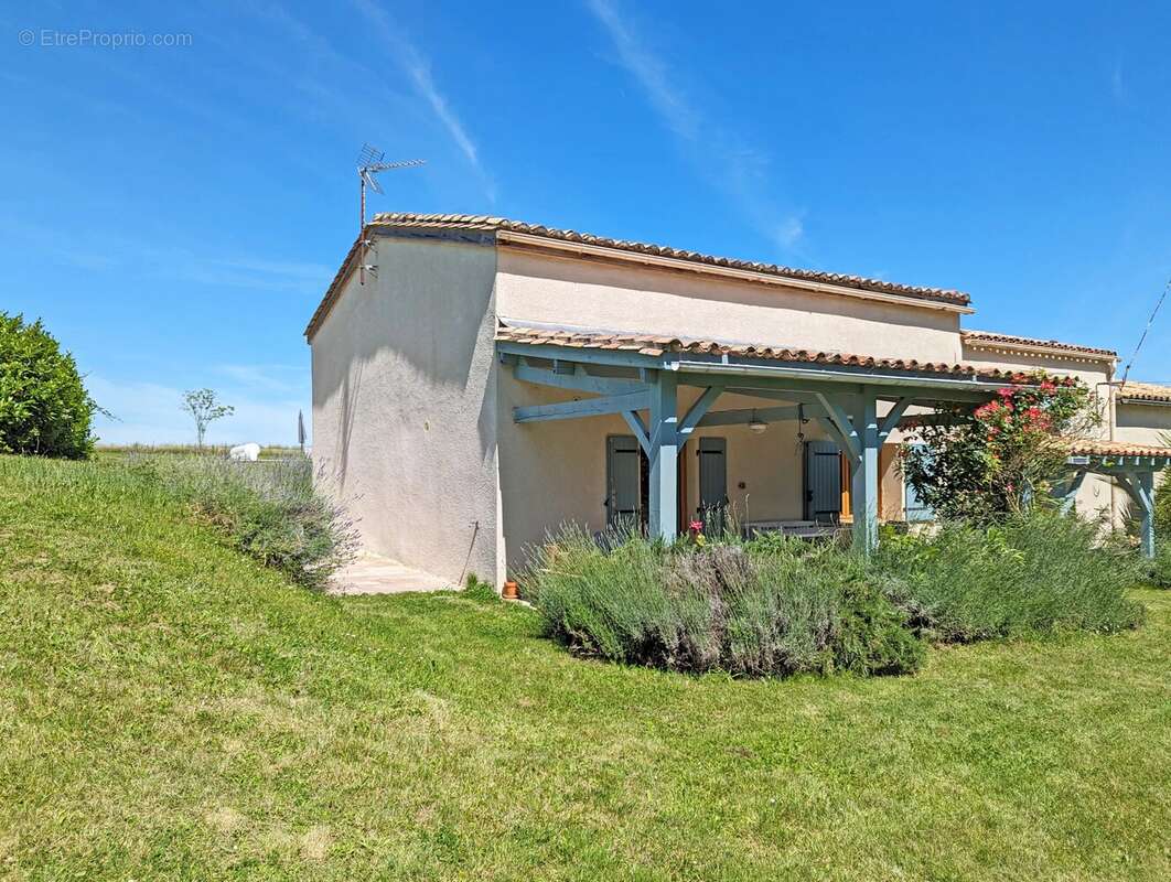 Maison à EYMET