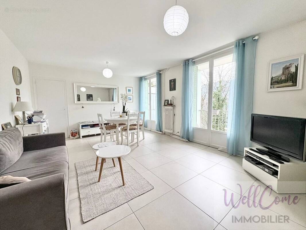 Appartement à AIX-LES-BAINS