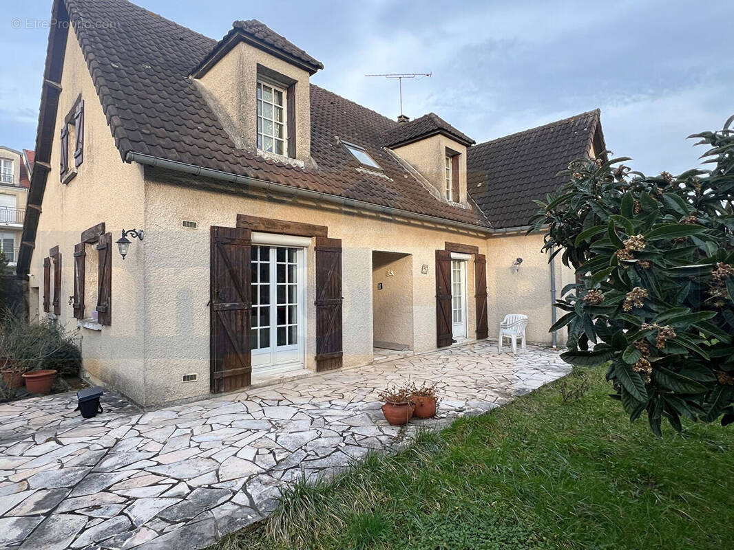 Maison à BOIS-D&#039;ARCY