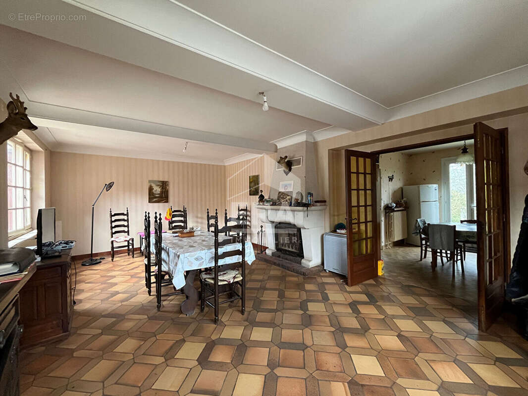 Maison à MANSIGNE