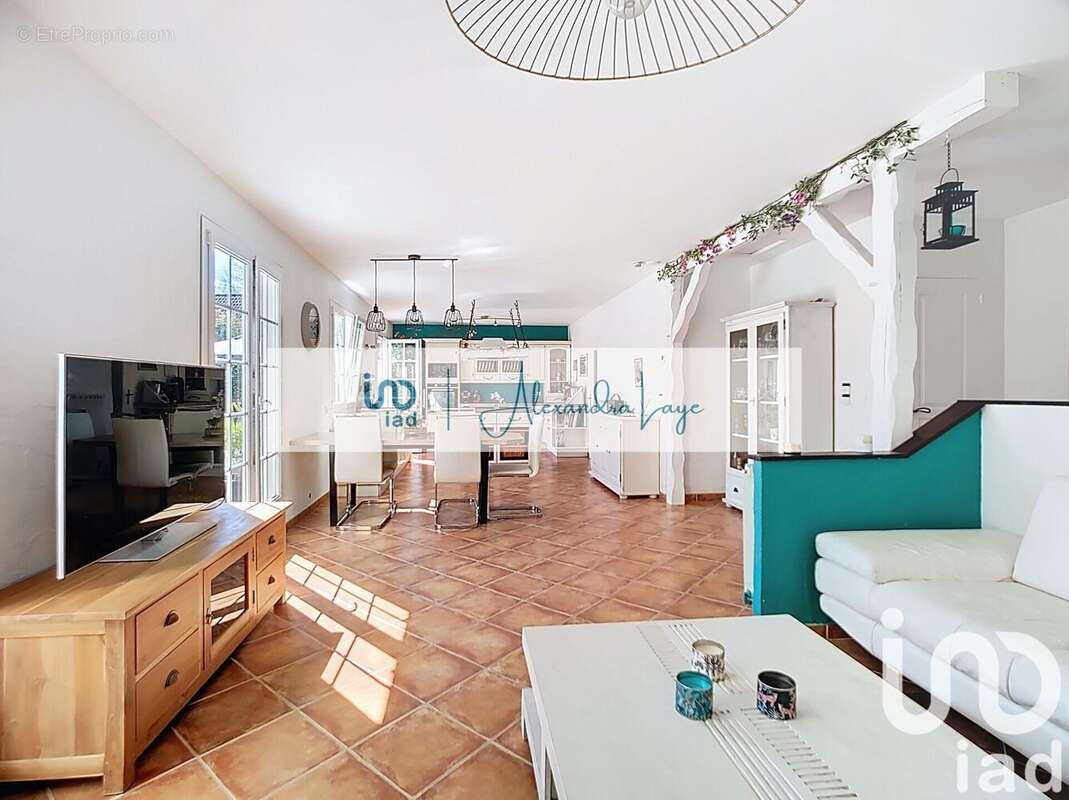 Photo 2 - Maison à LE CHATELET-EN-BRIE