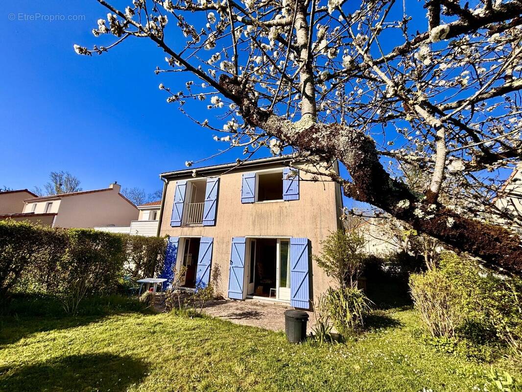 Maison à POITIERS