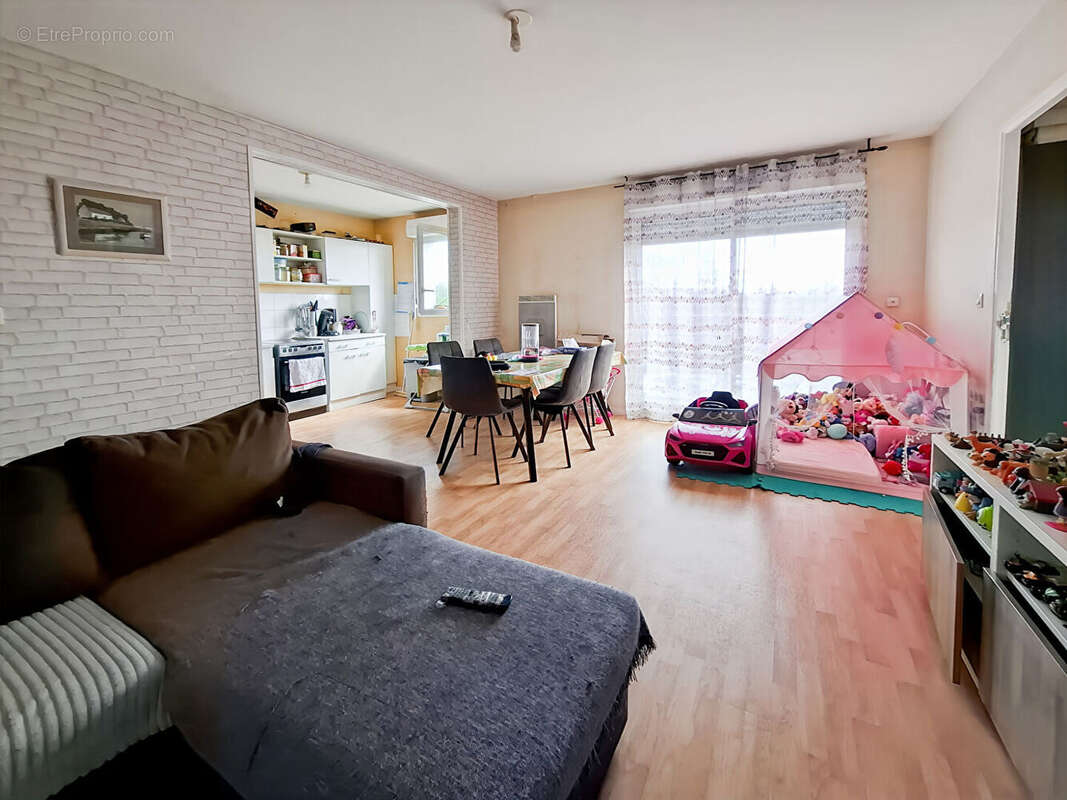 Appartement à SAINT-AUBIN-D&#039;AUBIGNE