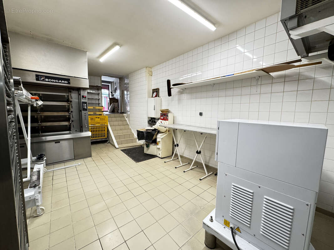 Commerce à LE MONASTIER-SUR-GAZEILLE