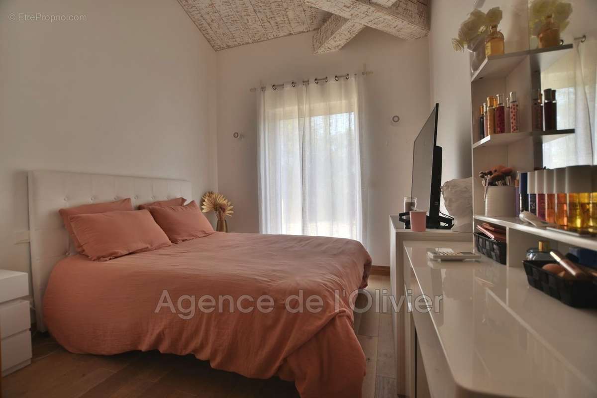 Maison à BIOT