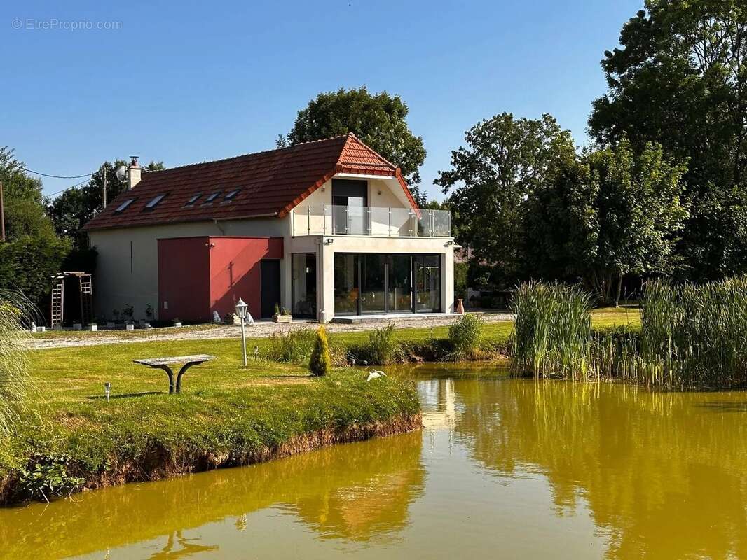 Maison à MOULINS-LA-MARCHE