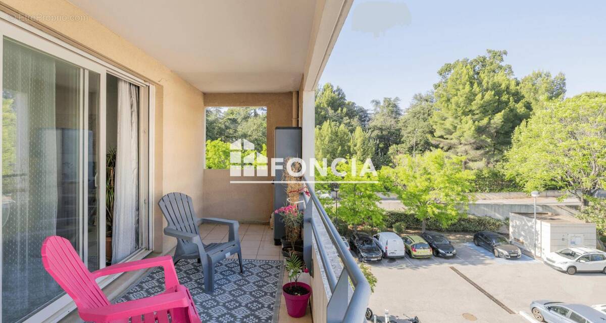 Appartement à MARSEILLE-9E