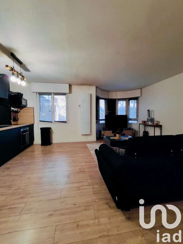 Photo 7 - Appartement à COURBEVOIE