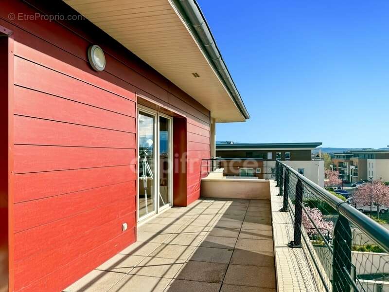 Appartement à PREVESSIN-MOENS