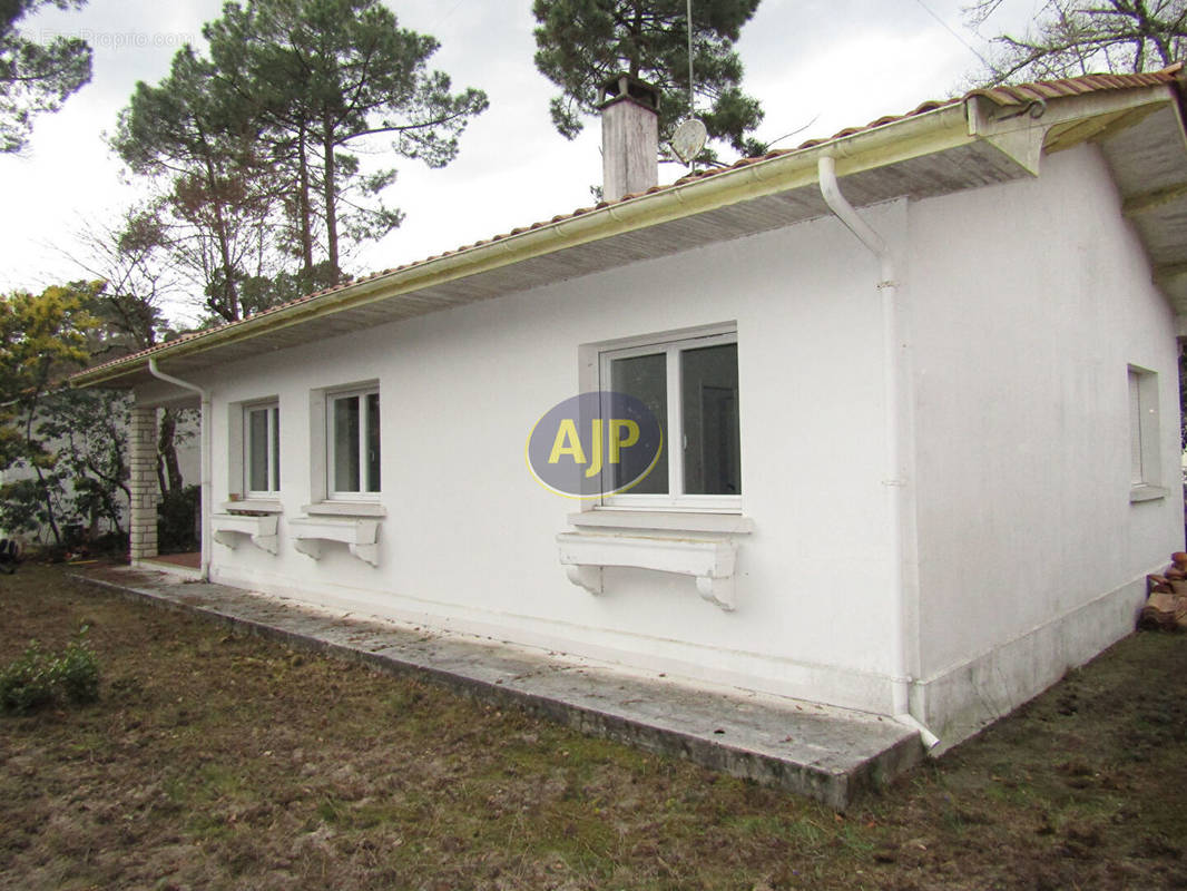 Maison à LACANAU