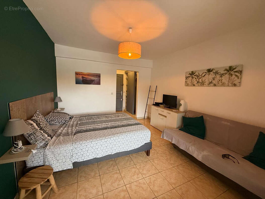 Appartement à SAINTE-LUCE