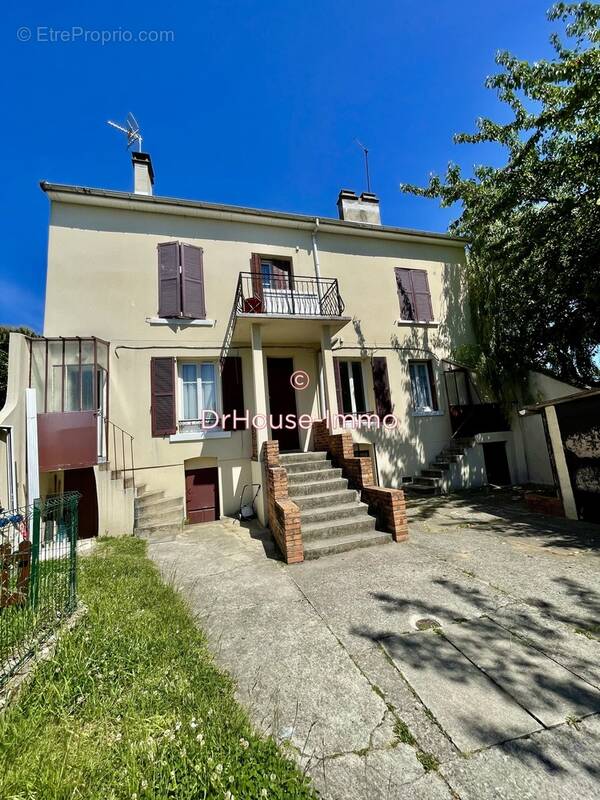 Appartement à LE BLANC-MESNIL