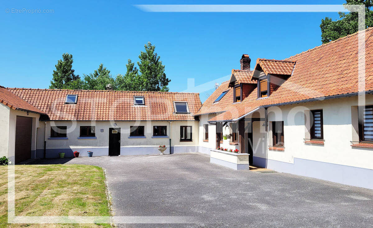 Maison à SORRUS