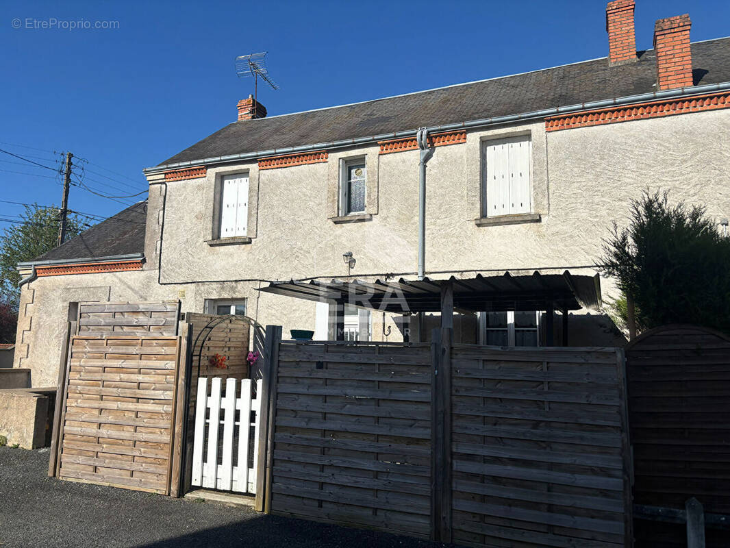 Maison à DEOLS