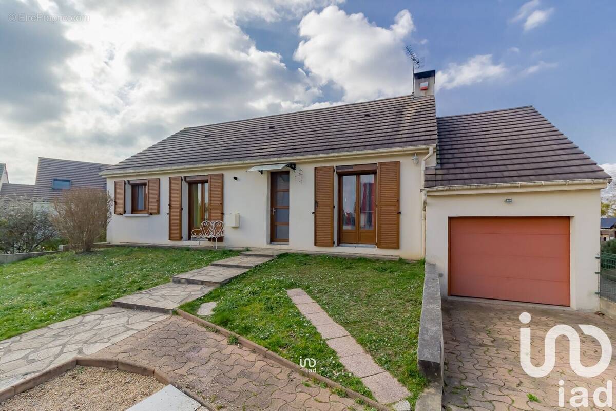 Photo 1 - Maison à EPONE