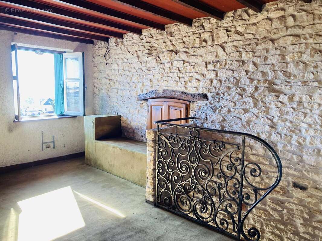 Photo 7 - Maison à LUCENAY