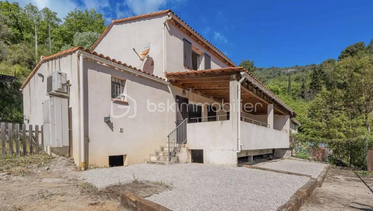 Maison à CARROS