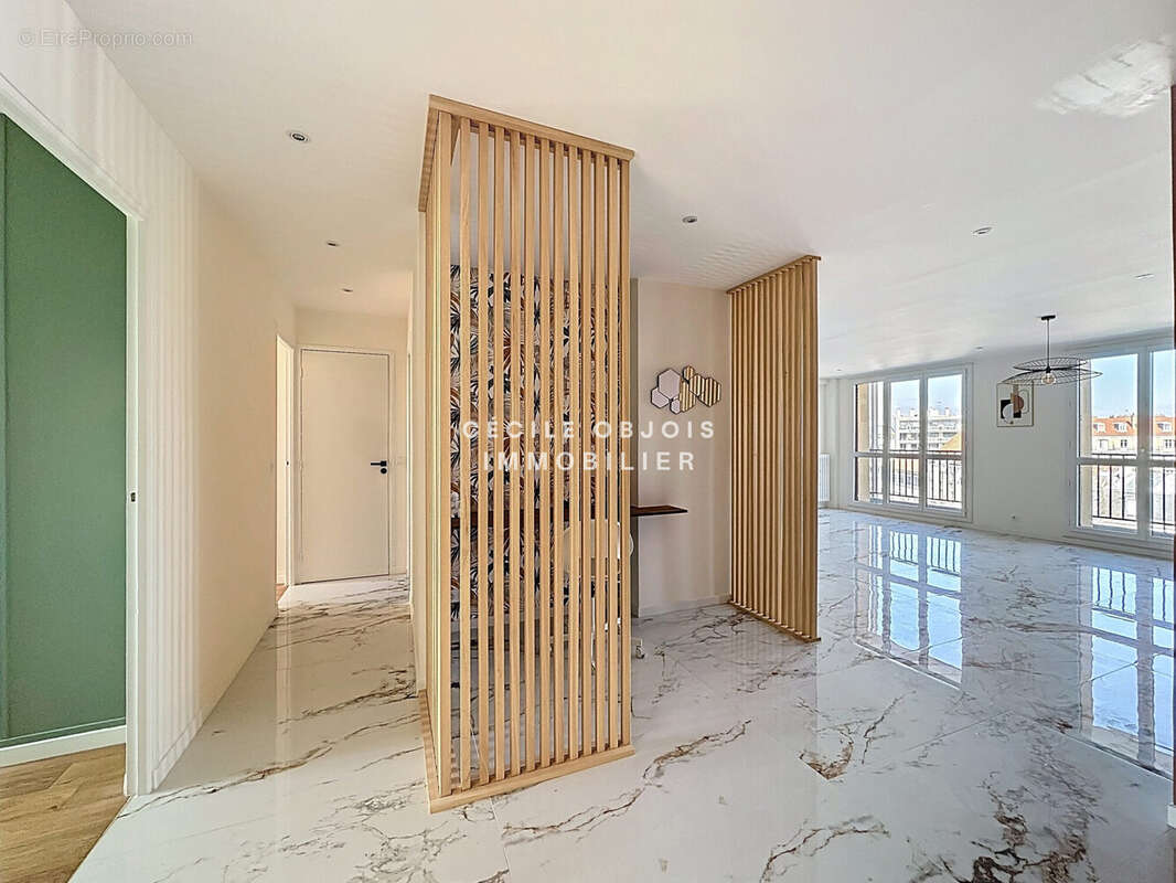 Appartement à SAINT-MAUR-DES-FOSSES