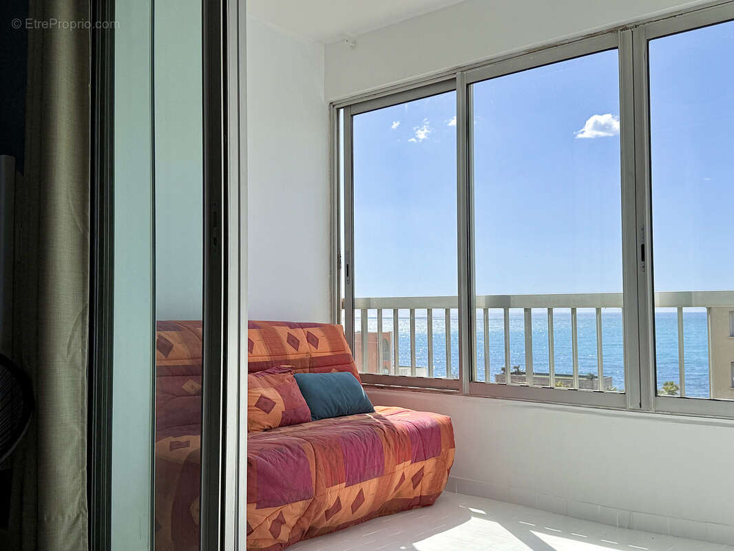 Appartement à SIX-FOURS-LES-PLAGES