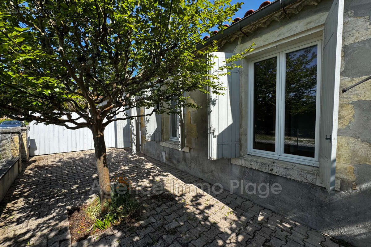 Maison à LESPARRE-MEDOC