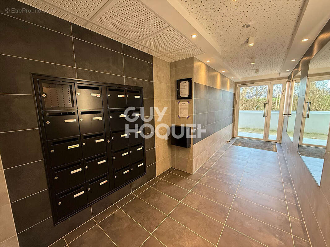 Appartement à EPONE