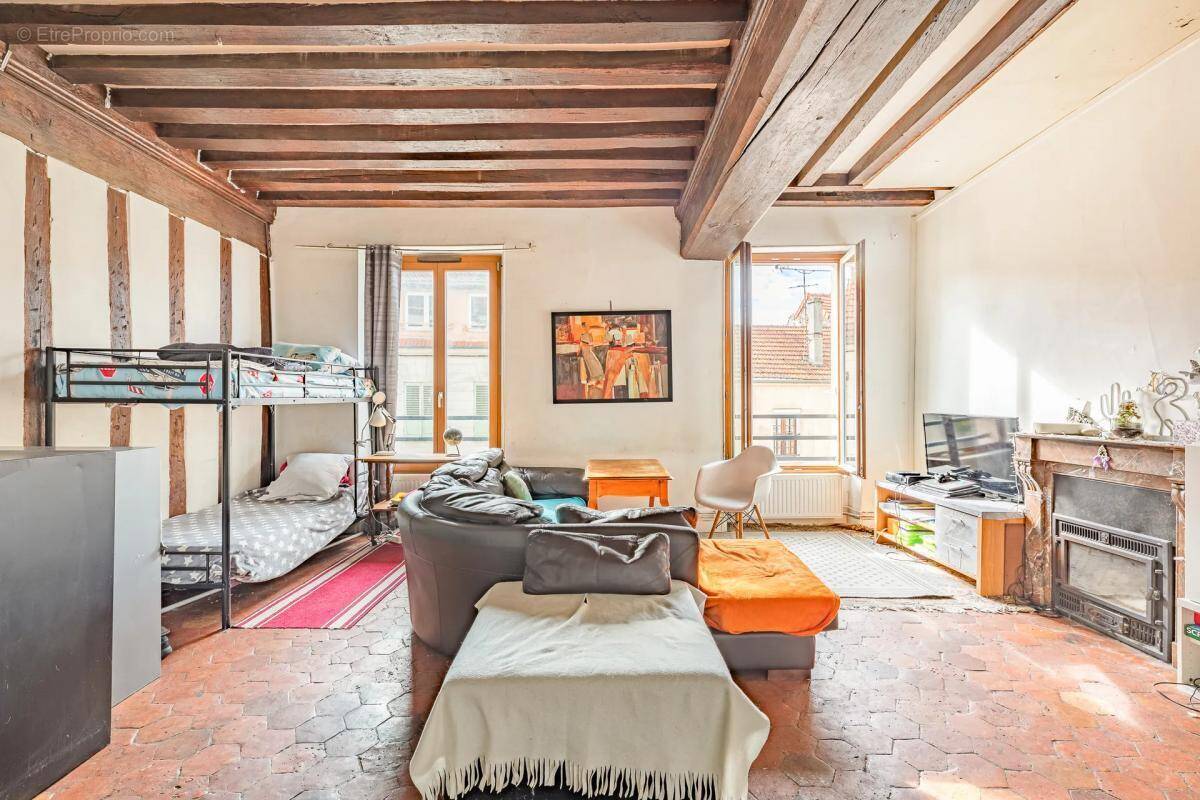 Appartement à BOISSY-SAINT-LEGER