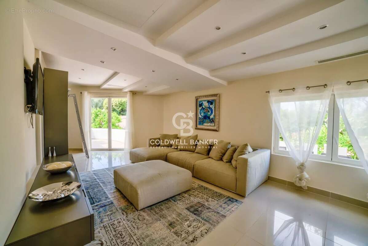 Maison à MOUGINS
