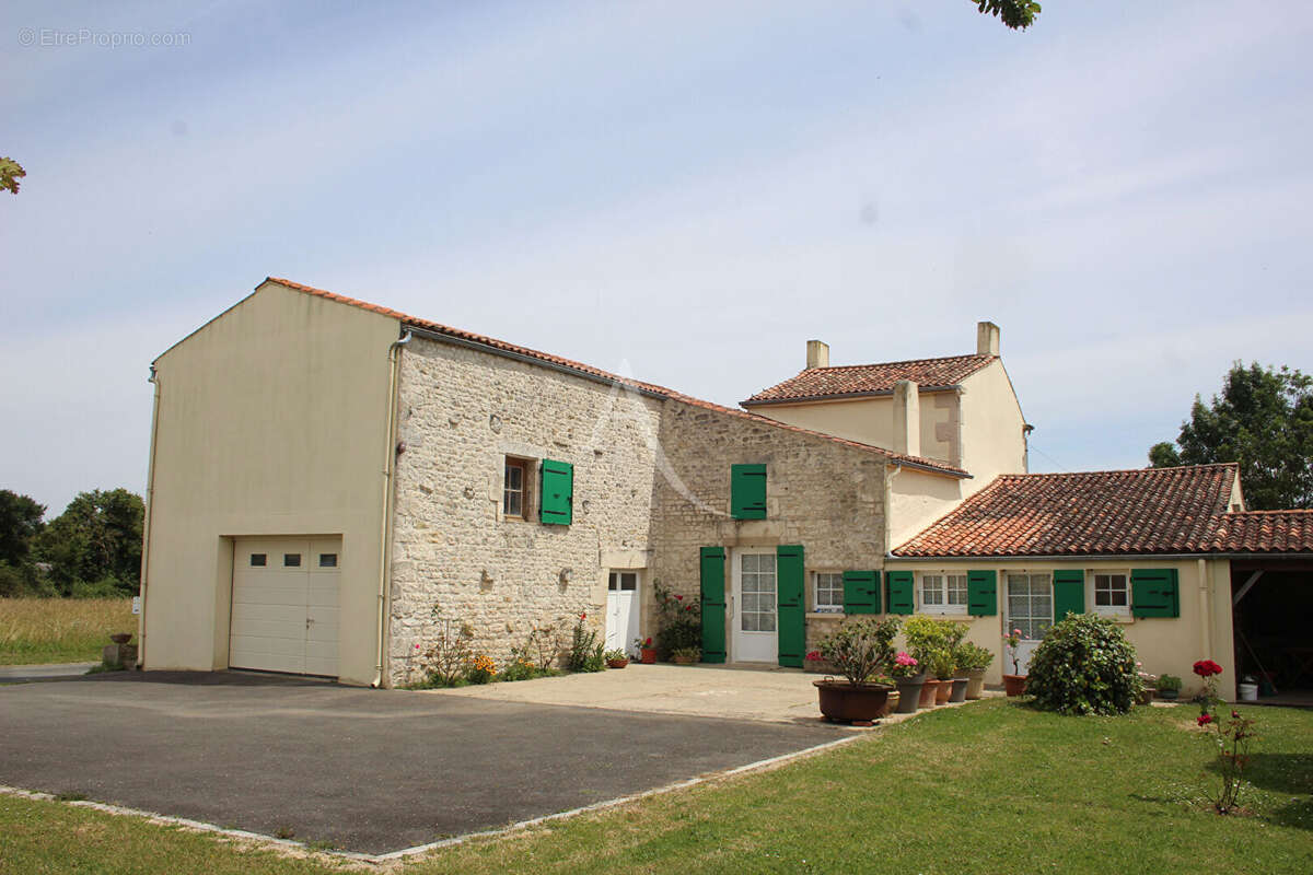 Maison à DOIX