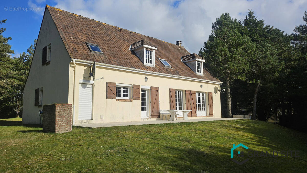 Maison à NEUFCHATEL-HARDELOT