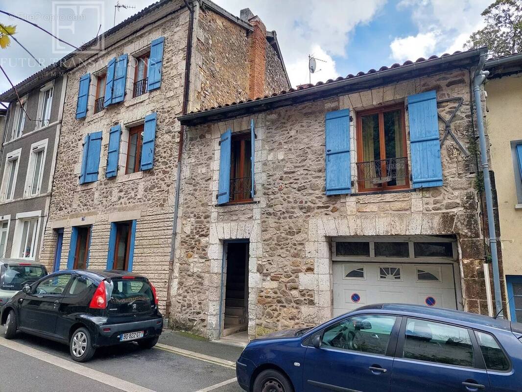 Appartement à NONTRON