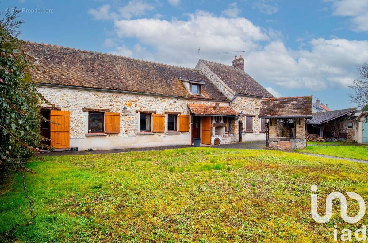 Photo 1 - Maison à VERT-LE-PETIT