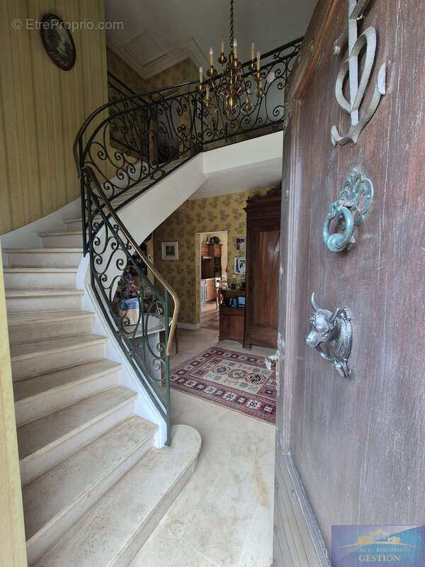 Maison à PONTACQ