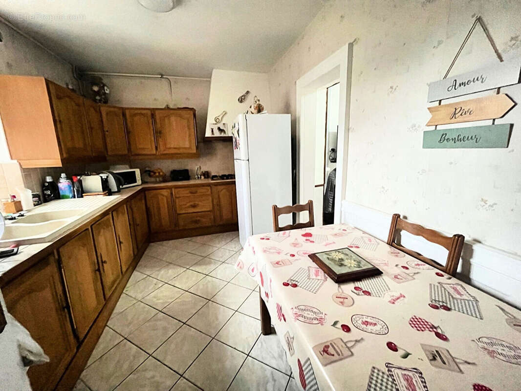 Maison à GUERNES
