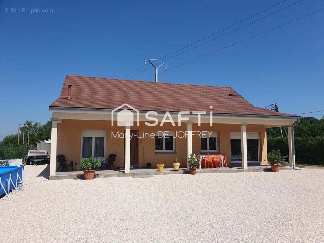 Photo 1 - Maison à LOUHANS