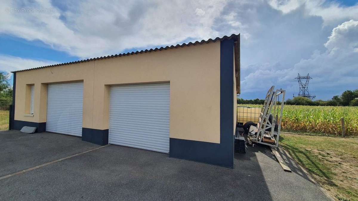 Maison à AUBE