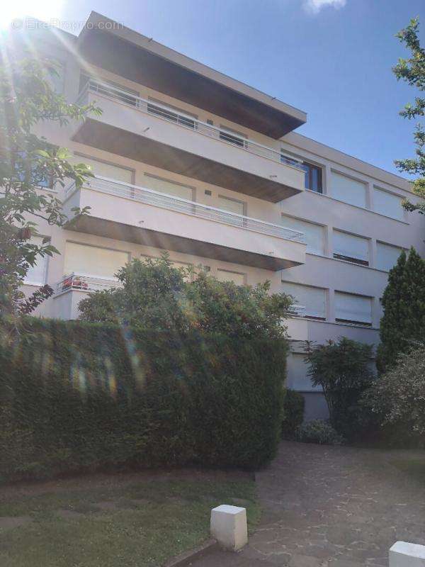 Appartement à SAINT-GRATIEN