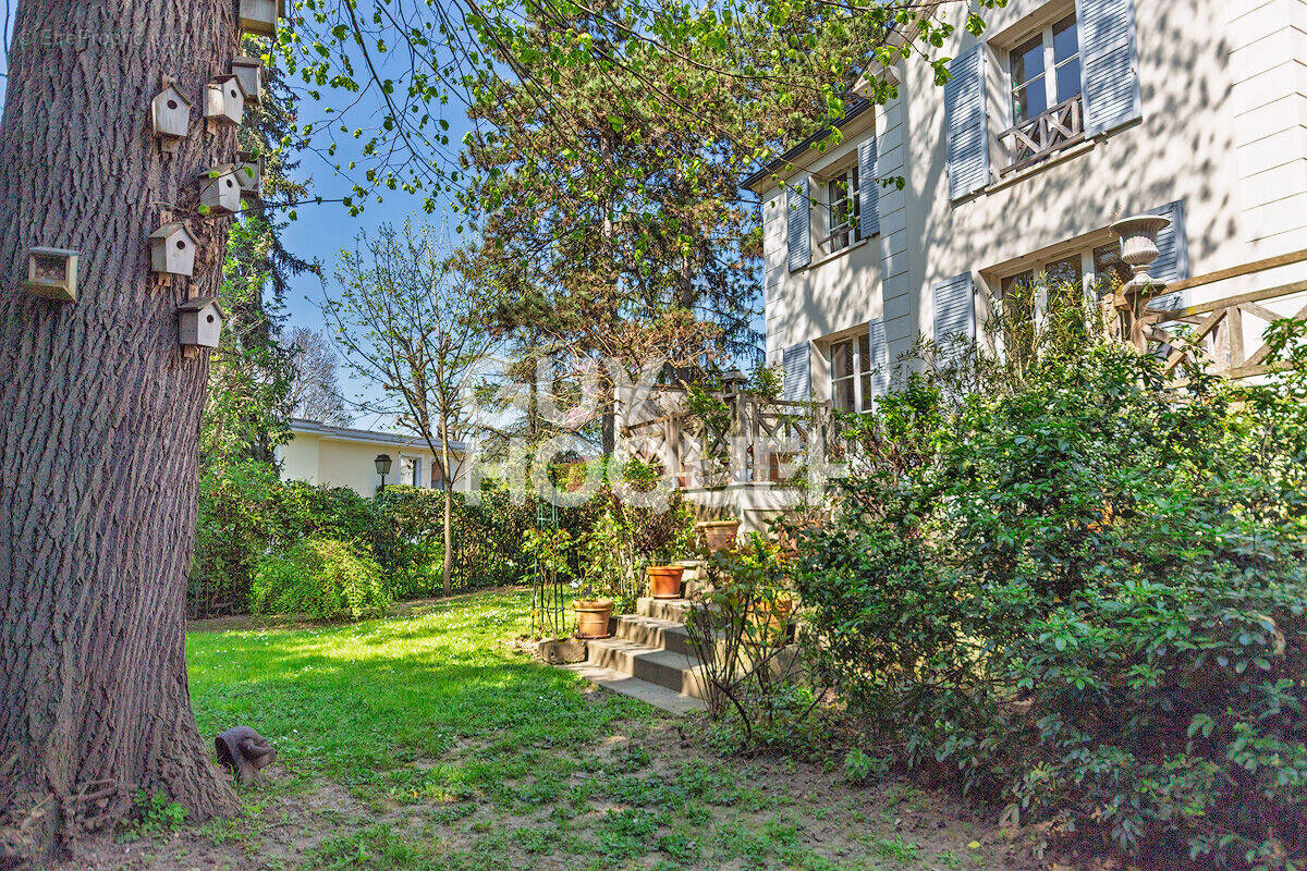 Maison à CROISSY-SUR-SEINE