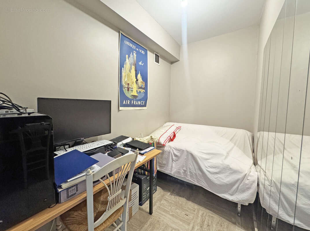 Appartement à VENCE