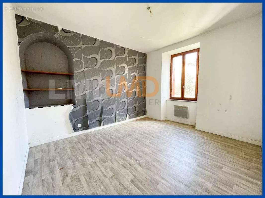 Appartement à AUBIN