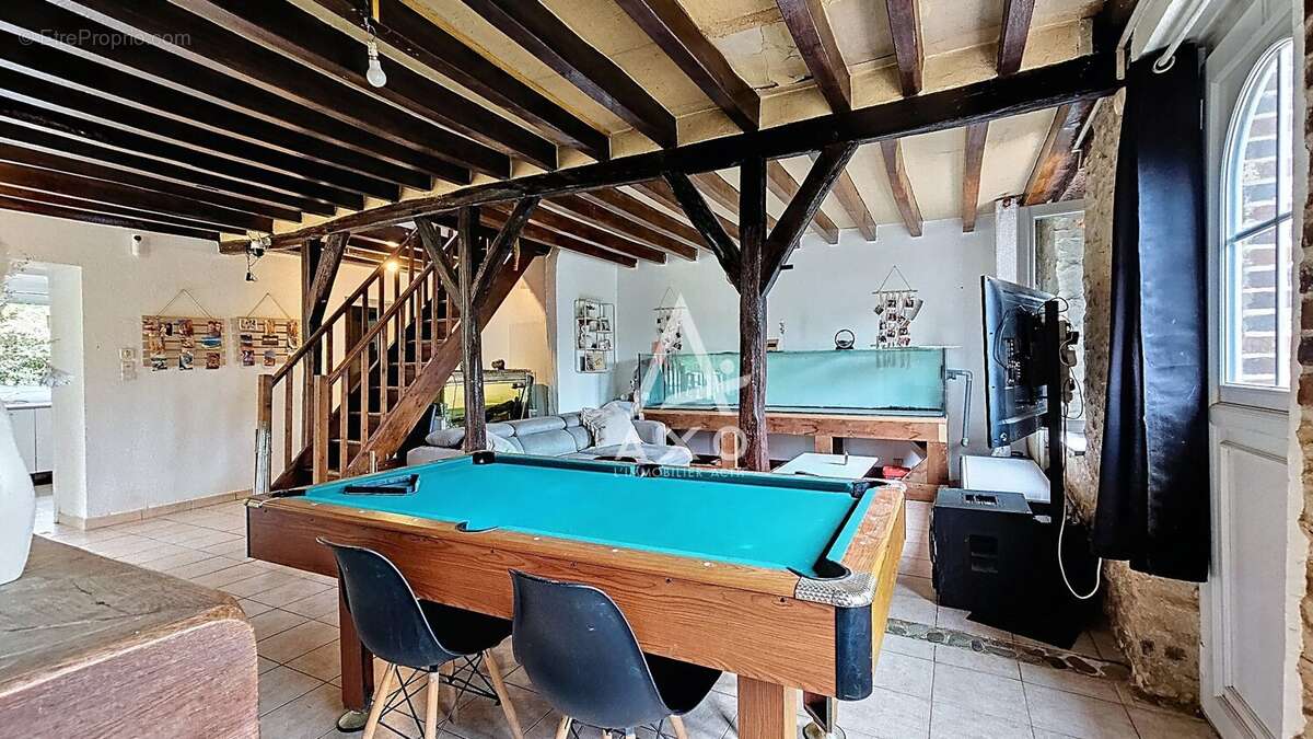 Maison à LA CHAPELLE-SAINT-SEPULCRE