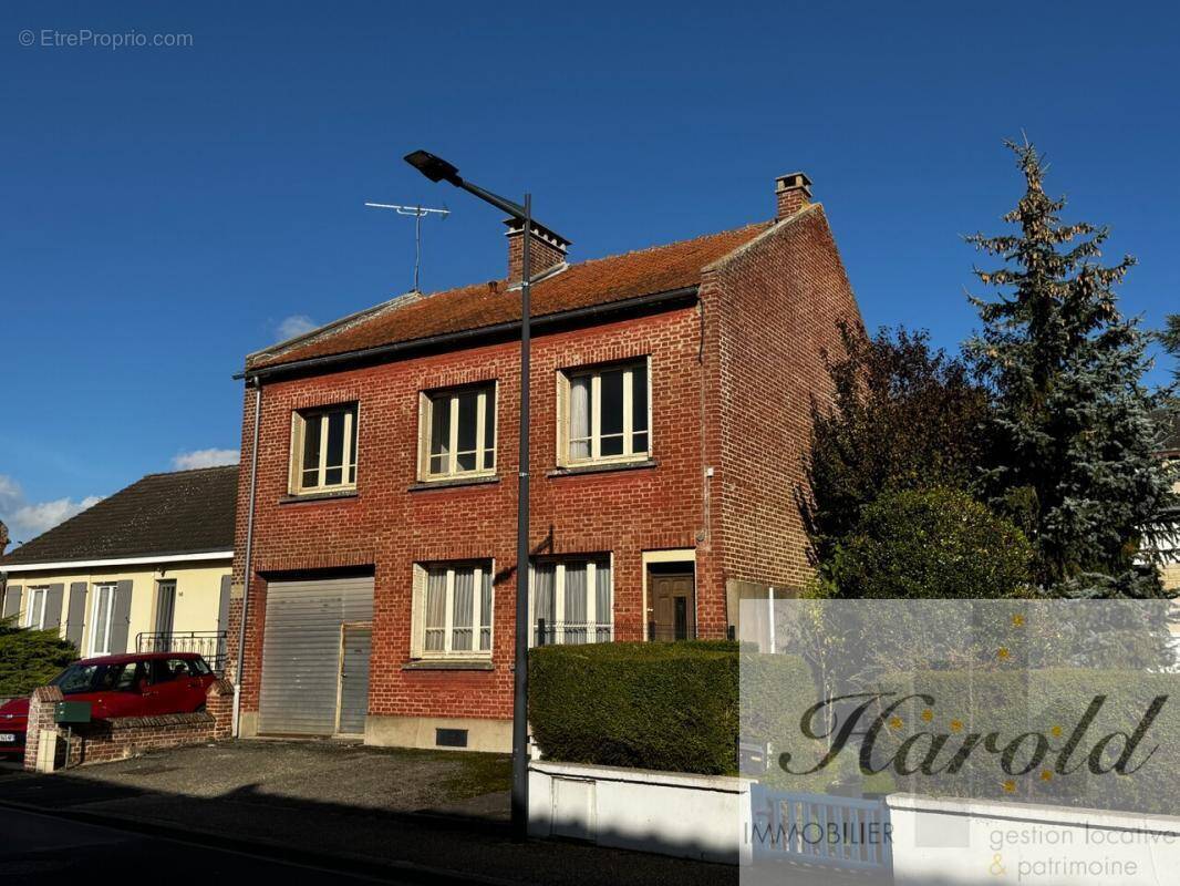 titre - Maison à CAMON
