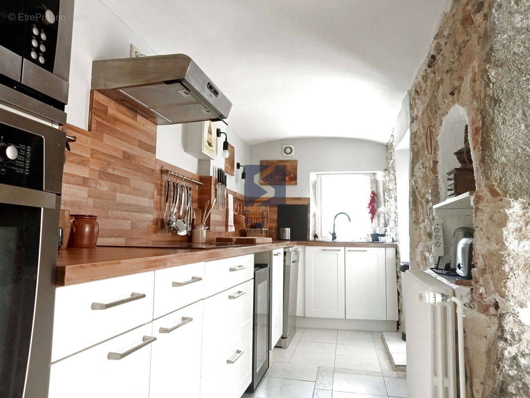 Maison à LIVRON-SUR-DROME