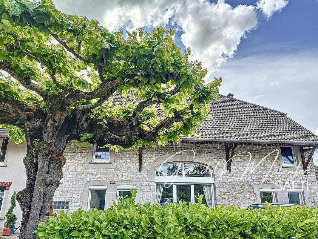 Photo 1 - Maison à ARBOIS