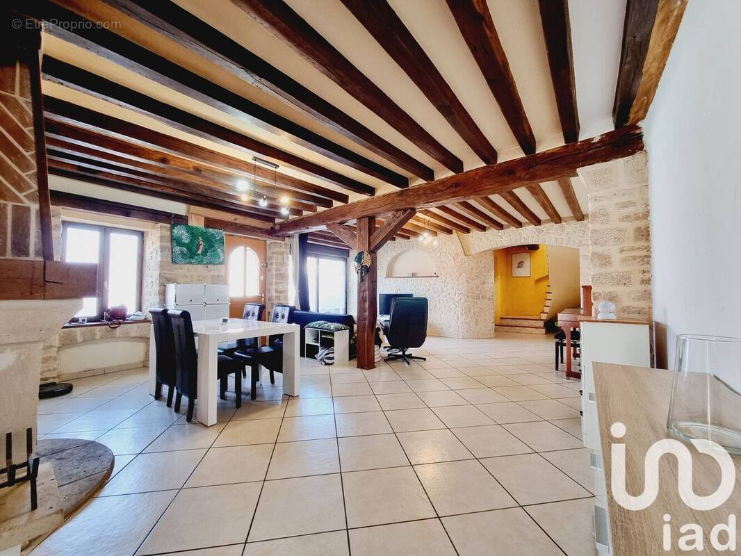 Photo 1 - Maison à JANVILLE