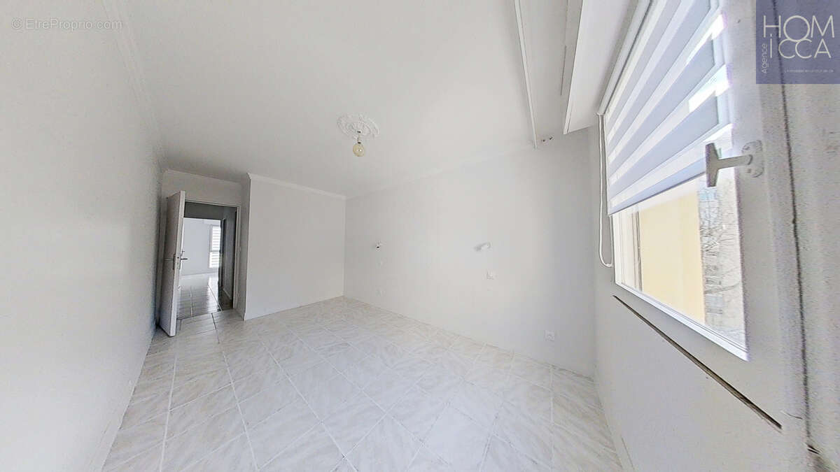 Appartement à LYON-9E