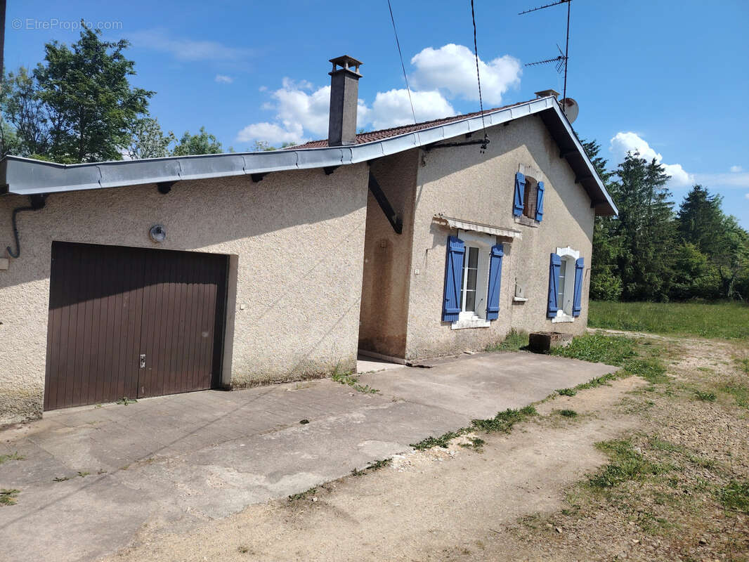 Maison à BONZEE