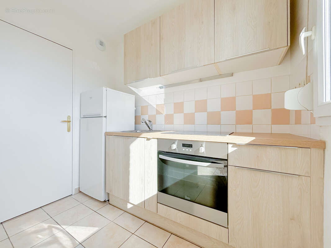 Appartement à BEUVRAGES