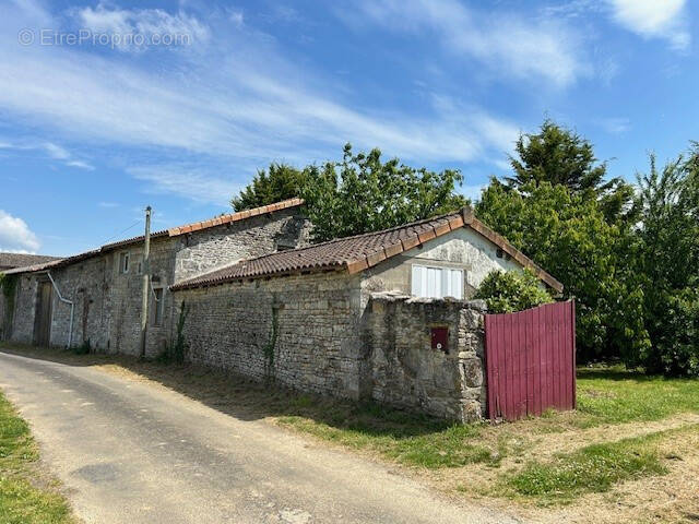 Maison à BLANZAY