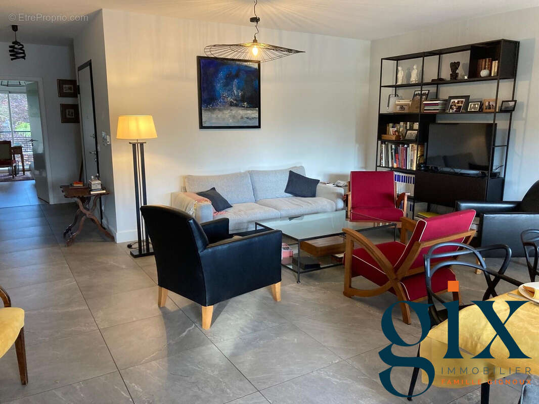 Appartement à BIVIERS